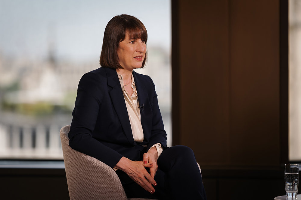 Chancellor Proposes Flat 30% Pension Tax Relief: Impact on High Earners and Middle-Class Savings